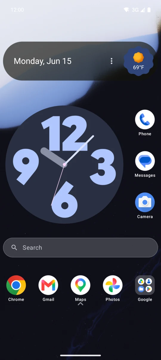 Tesseract home screen with widgets, a search bar, and an app folder